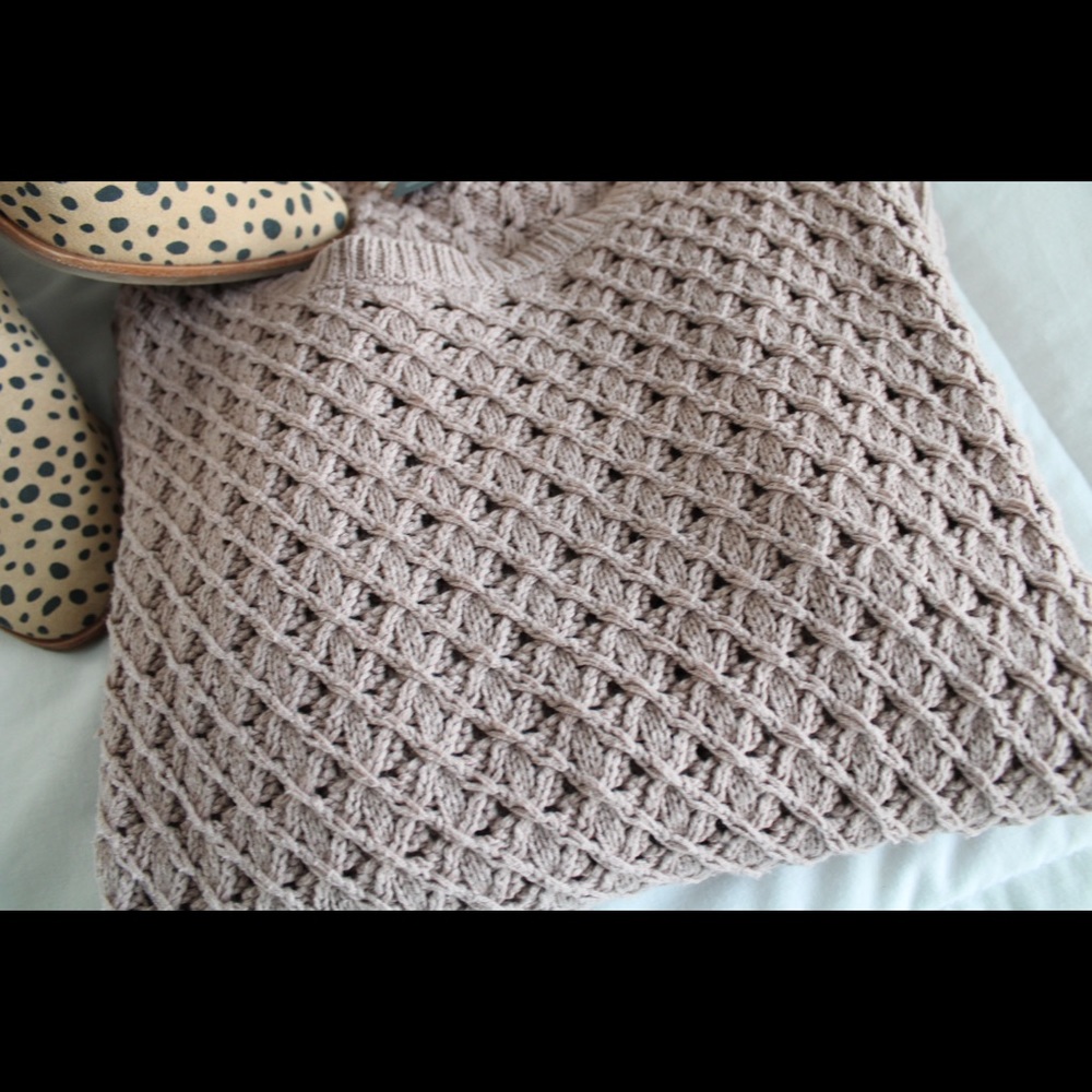 Old Navy Mauve Sweater